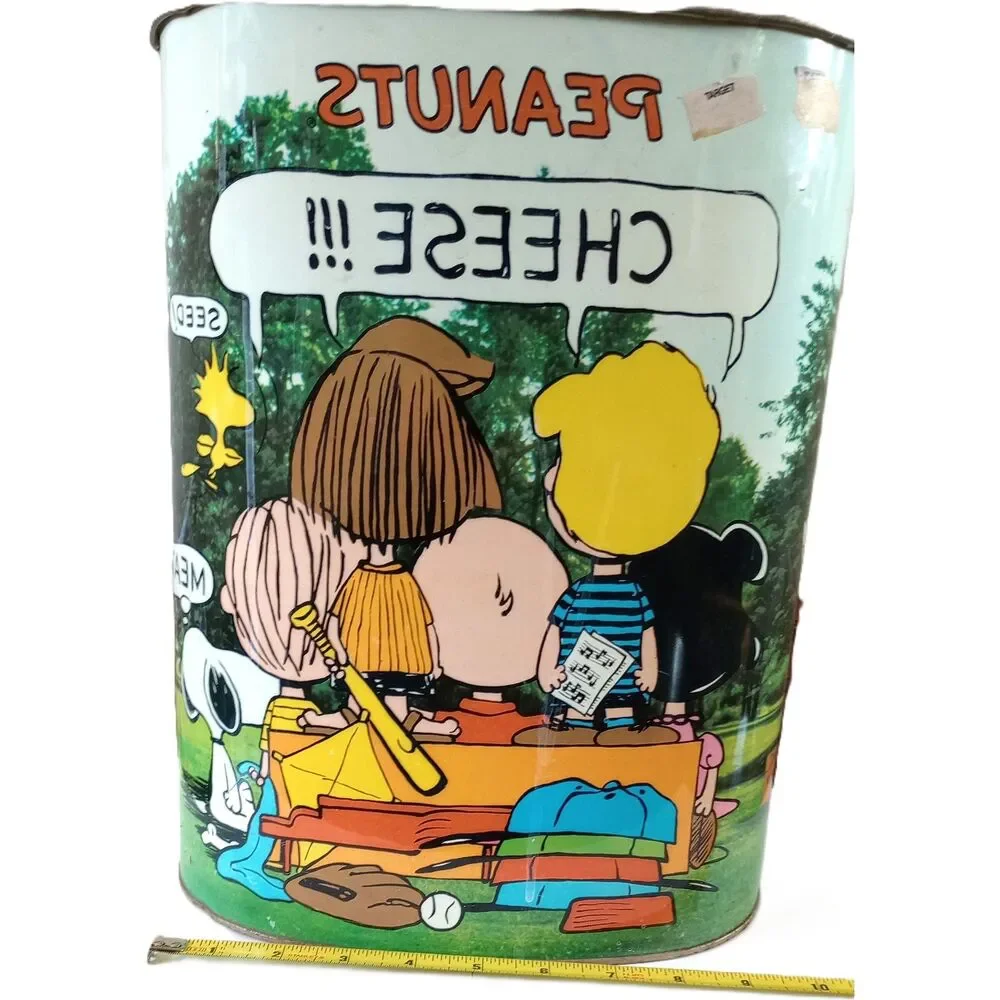 Vintage Peanuts tin lithograph wastebasket 13